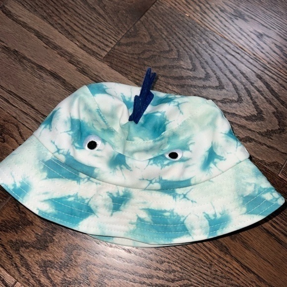 Bucket Hat - Picture 1 of 2